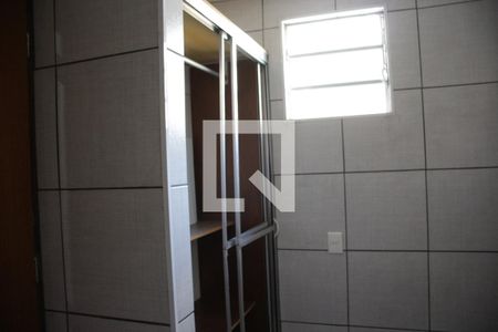 Quarto 2 de casa para alugar com 2 quartos, 45m² em Bom Jesus, Uberlândia