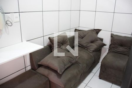 Sala de casa para alugar com 2 quartos, 45m² em Bom Jesus, Uberlândia