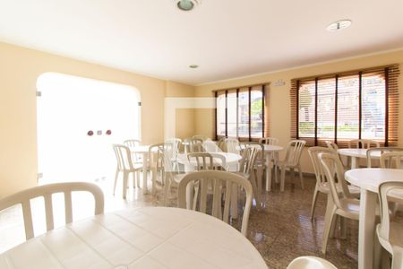 Apartamento para alugar com 75m², 3 quartos e 1 vaga Apartamento para alugar com 75m², 3 quartos e 1 vagaSalão de Festas