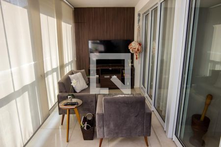 Varanda Sala de apartamento à venda com 2 quartos, 63m² em Consolação, São Paulo