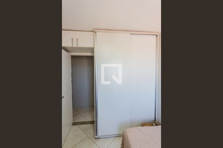 Apartamento à venda com 50m², 2 quartos e 1 vagaArmário