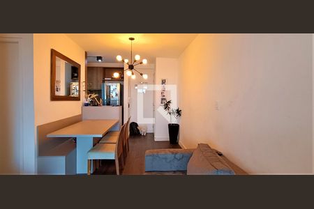 Sala de apartamento à venda com 3 quartos, 70m² em Vila Ipojuca, São Paulo