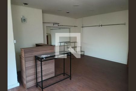 Casa à venda com 3 quartos, 152m² em Santo Amaro, São Paulo