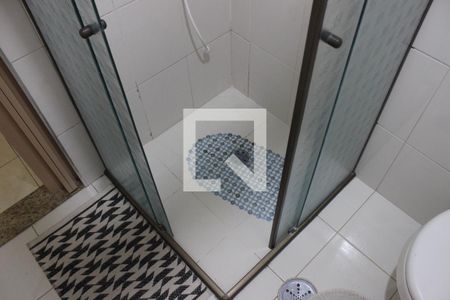 Banheiro de apartamento para alugar com 1 quarto, 49m² em Centro, São Vicente