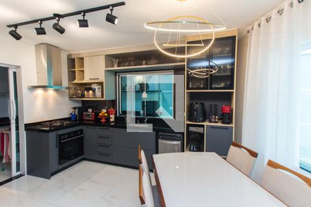 Casa à venda com 110m², 3 quartos e 3 vagasCozinha