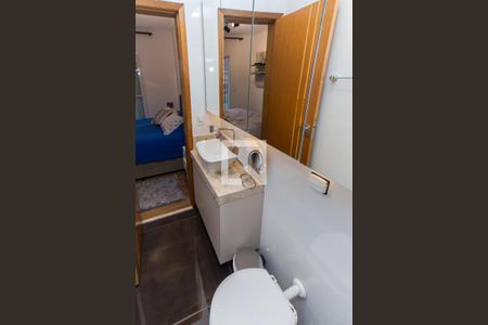 Casa à venda com 110m², 3 quartos e 3 vagasBanheiro da Suíte 1