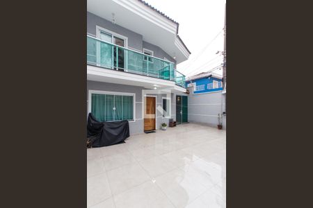 Casa à venda com 110m², 3 quartos e 3 vagasGaragem