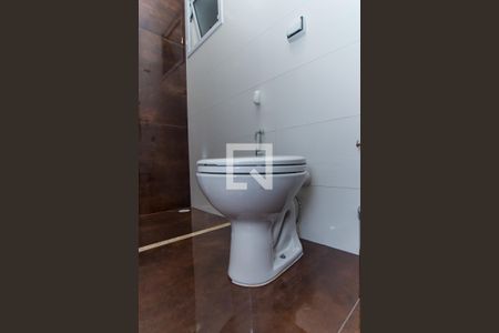 Casa à venda com 110m², 3 quartos e 3 vagasBanheiro