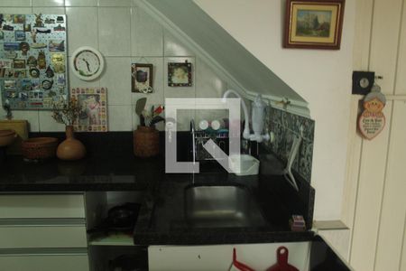 Casa à venda com 180m², 4 quartos e 3 vagasCozinha