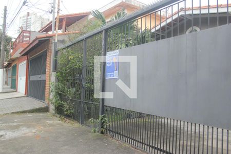 Casa à venda com 180m², 4 quartos e 3 vagasFachada