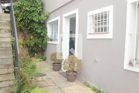 Casa à venda com 180m², 4 quartos e 3 vagasQuintal