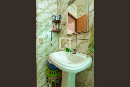 Casa à venda com 175m², 2 quartos e 1 vagaBanheiro