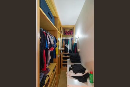 Apartamento à venda com 75m², 2 quartos e 2 vagasCloset Suite