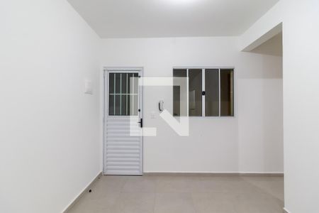 Sala de apartamento para alugar com 1 quarto, 40m² em Vila Mariza Mazzei, São Paulo