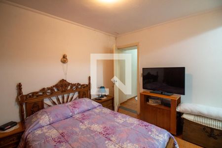 Casa à venda com 200m², 5 quartos e 2 vagas Casa à venda com 200m², 5 quartos e 2 vagasQuarto 4 - Suíte