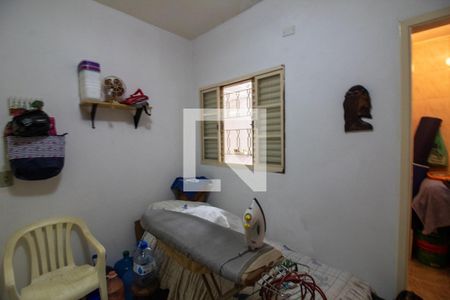 Casa à venda com 200m², 5 quartos e 2 vagas Casa à venda com 200m², 5 quartos e 2 vagasQuarto de Serviço