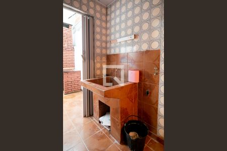 Casa à venda com 100m², 2 quartos e 1 vagaÁrea de Serviço