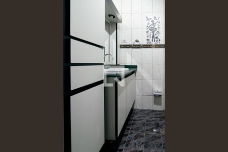 Banheiro Social de casa para alugar com 2 quartos, 100m² em Vila Congonhas, São Paulo