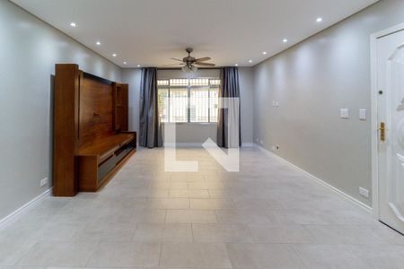 Sala de casa para alugar com 4 quartos, 220m² em Vila Firmiano Pinto, São Paulo