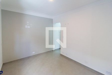 Quarto 1 de casa para alugar com 4 quartos, 220m² em Vila Firmiano Pinto, São Paulo