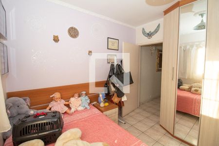 Quarto 2 de casa à venda com 3 quartos, 195m² em Vila Darli, São Paulo