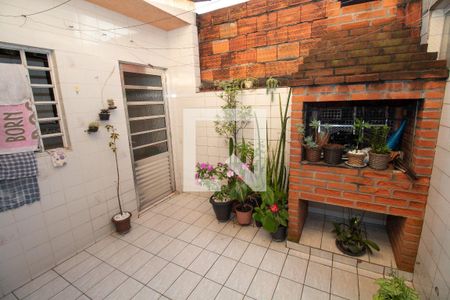 Casa à venda com 195m², 3 quartos e 2 vagas Casa à venda com 195m², 3 quartos e 2 vagasChurrasqueira