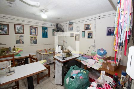 Casa à venda com 195m², 3 quartos e 2 vagas Casa à venda com 195m², 3 quartos e 2 vagasQuarto Inferior