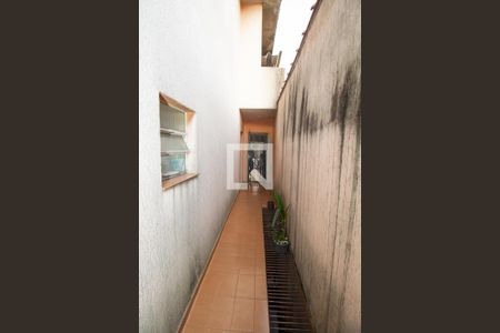 Casa à venda com 195m², 3 quartos e 2 vagas Casa à venda com 195m², 3 quartos e 2 vagasCorredor Inferior