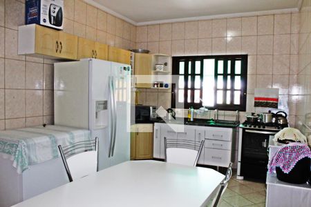 Casa para alugar com 91m², 3 quartos e 2 vagasCozinha