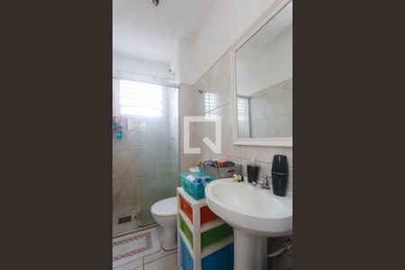 Banheiro de apartamento para alugar com 1 quarto, 43m² em Petrópolis, Porto Alegre