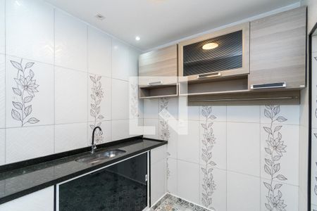 Cozinha de casa para alugar com 2 quartos, 80m² em Olaria, Rio de Janeiro