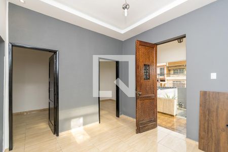 Casa para alugar com 2 quartos, 80m² em Olaria, Rio de Janeiro