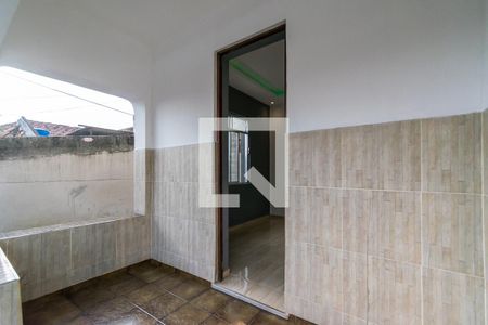 Varanda de casa para alugar com 2 quartos, 80m² em Olaria, Rio de Janeiro