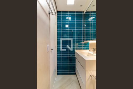 Apartamento para alugar com 81m², 2 quartos e 2 vagasSuíte - Banheiro