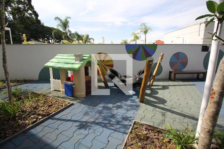 Apartamento para alugar com 100m², 2 quartos e 2 vagasÁrea comum - Playground