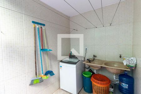 Casa à venda com 70m², 2 quartos e 1 vagaLavanderia