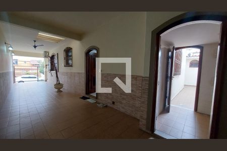 Garagem de casa para alugar com 3 quartos, 160m² em Quintino Bocaiuva, Rio de Janeiro