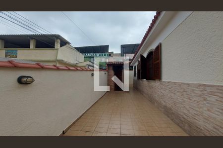 Quintal de casa para alugar com 3 quartos, 160m² em Quintino Bocaiuva, Rio de Janeiro
