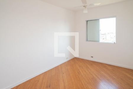 Apartamento à venda com 126m², 3 quartos e 1 vaga Apartamento à venda com 126m², 3 quartos e 1 vagaQuarto 2