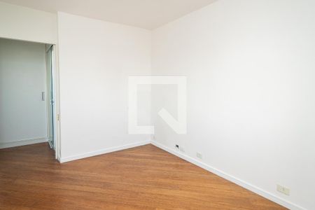 Apartamento à venda com 126m², 3 quartos e 1 vaga Apartamento à venda com 126m², 3 quartos e 1 vagaSuíte