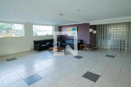 Apartamento à venda com 126m², 3 quartos e 1 vaga Apartamento à venda com 126m², 3 quartos e 1 vagaÁrea Comum - Hall de Entrada