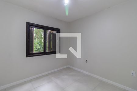 Quarto 1 de casa para alugar com 4 quartos, 300m² em Partenon, Porto Alegre