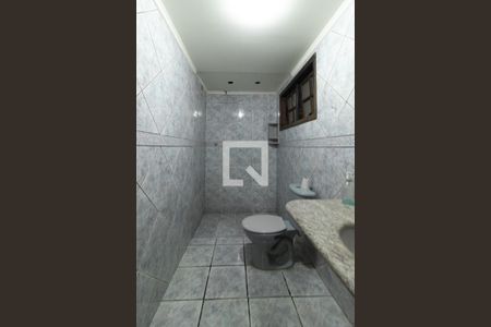 Casa à venda com 300m², 4 quartos e 4 vagasBanheiro de Serviço