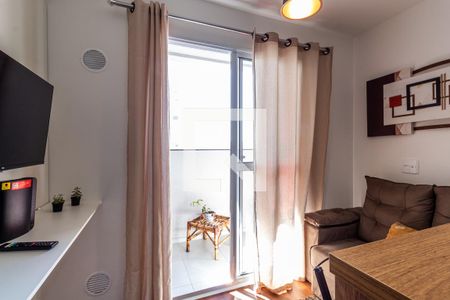 Sala de kitnet/studio para alugar com 1 quarto, 27m² em Vila das Bandeiras, Guarulhos