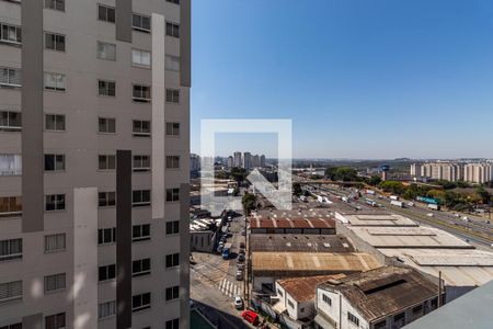 Varanda - Vista de kitnet/studio para alugar com 1 quarto, 27m² em Vila das Bandeiras, Guarulhos