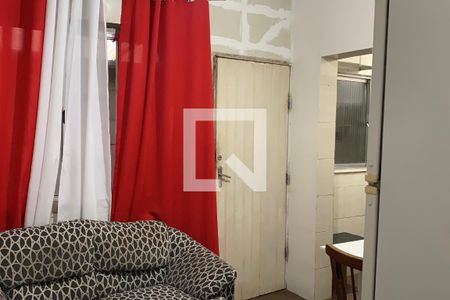 Sala  de apartamento para alugar com 2 quartos, 40m² em Guilhermina, Praia Grande