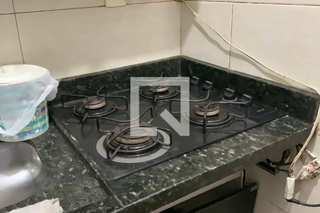 Cozinha de apartamento para alugar com 2 quartos, 40m² em Guilhermina, Praia Grande