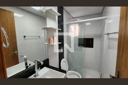 Apartamento para alugar com 50m², 2 quartos e 1 vagaDetalhe do Banheiro da Suite