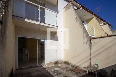 Quintal de casa para alugar com 2 quartos, 368m² em Nova Cidade, São Gonçalo