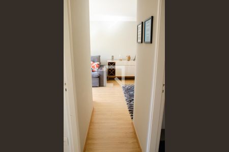 Apartamento à venda com 60m², 2 quartos e 1 vaga Apartamento à venda com 60m², 2 quartos e 1 vagaCorredor